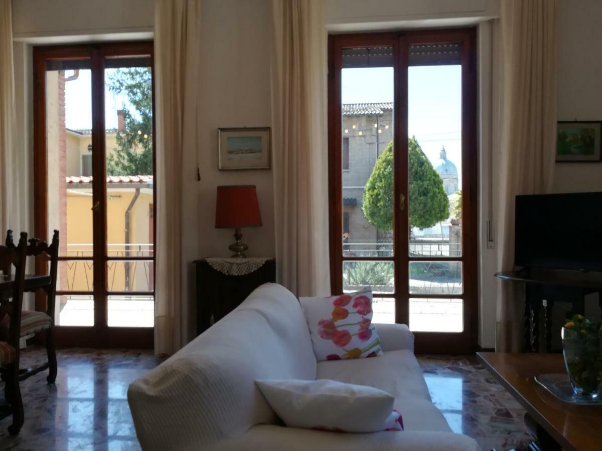 Villa Gina Assisi Bagian luar foto